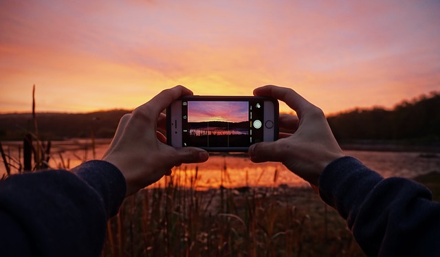 iPhone の写真から不要な部分を消してキレイに切り取る方法